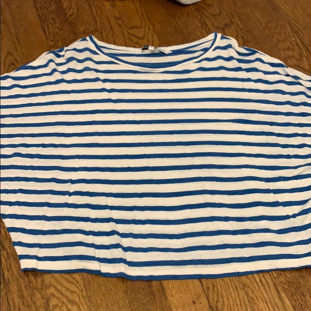 Cropped shirt